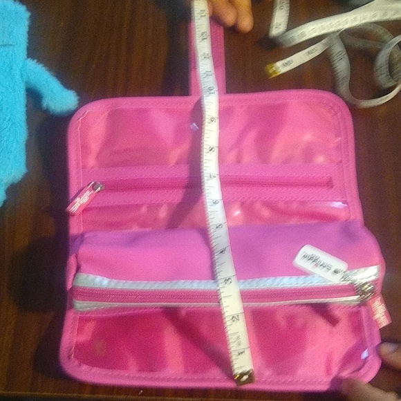 Organize Case - Picture 8 of 8